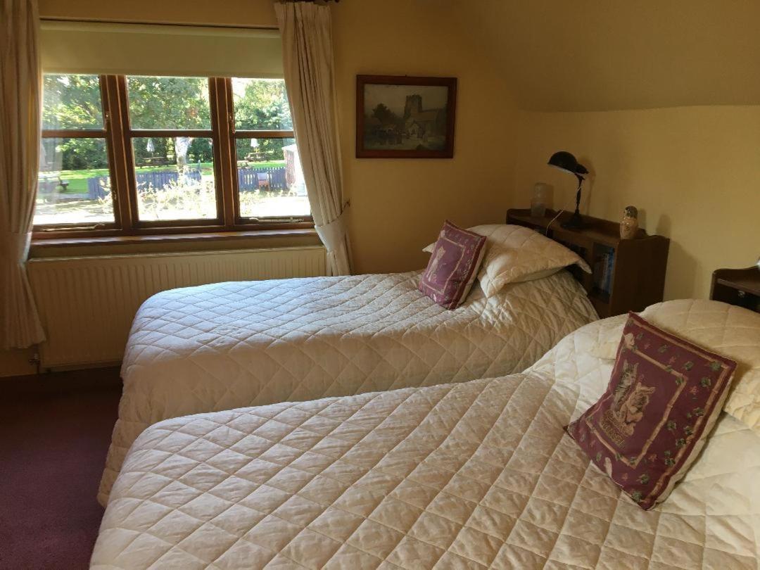 Castle Farmhouse Bed And Breakfast Glenfield Eksteriør bilde